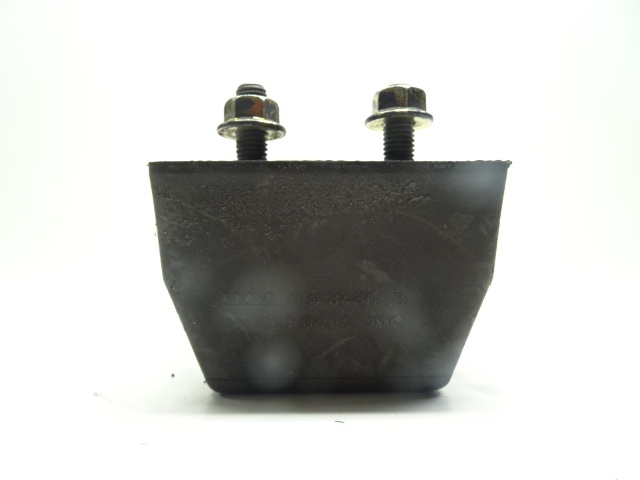 Rectangular stop block pulling shaft with studs m10 lf/cf/xd/xfxg euro-6