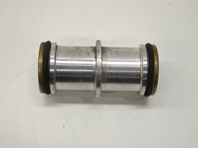 Aluminum connection pipe with seal, oil module mx