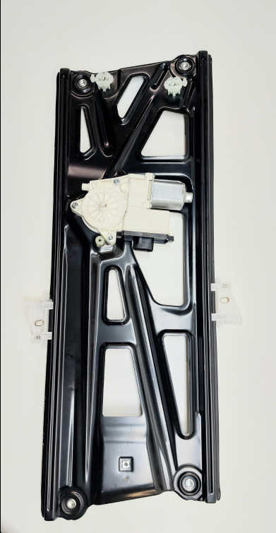 Elektrisch betÄtigtes fenster rechts