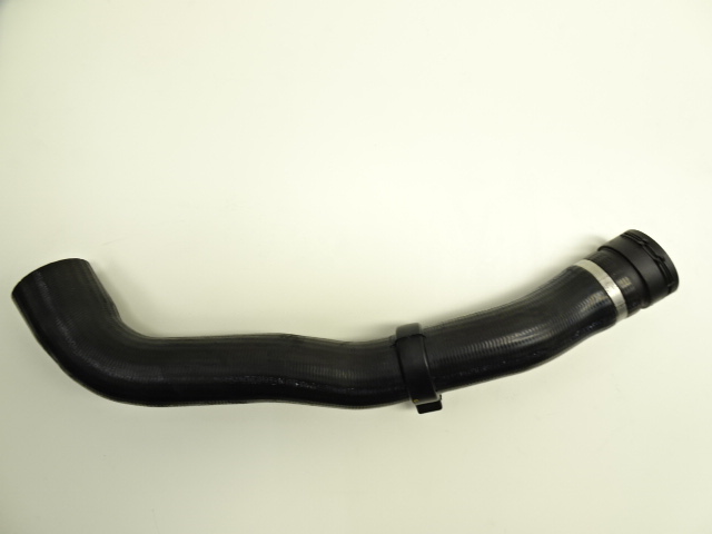 Flexible de liquide de refroidissement alimentation du radiateur