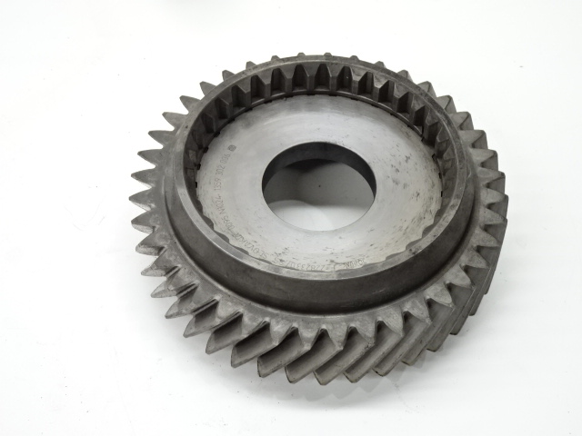 Gear wheel 2nd gear
