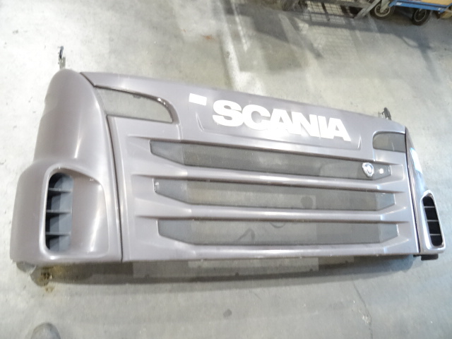 Front grille panel complete