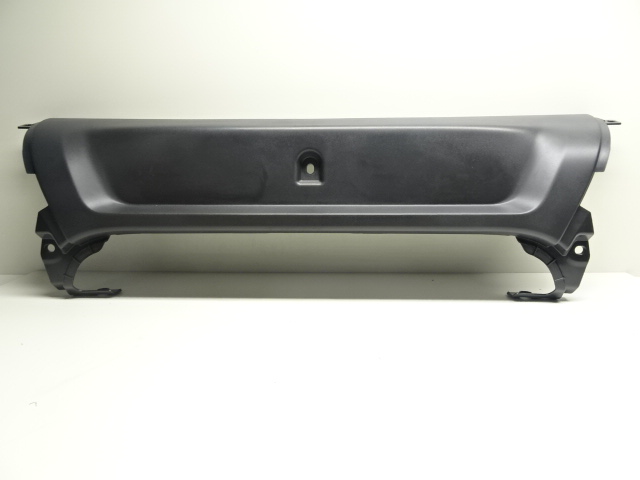 Bumper cover, middle
