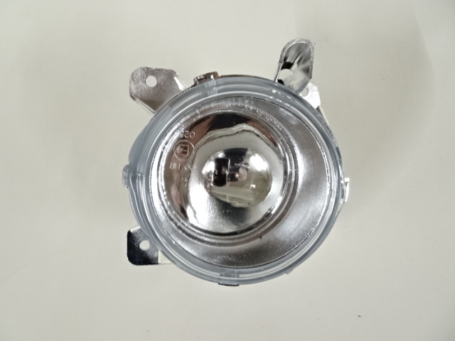 Spotlamp (inner), left hand, bumper