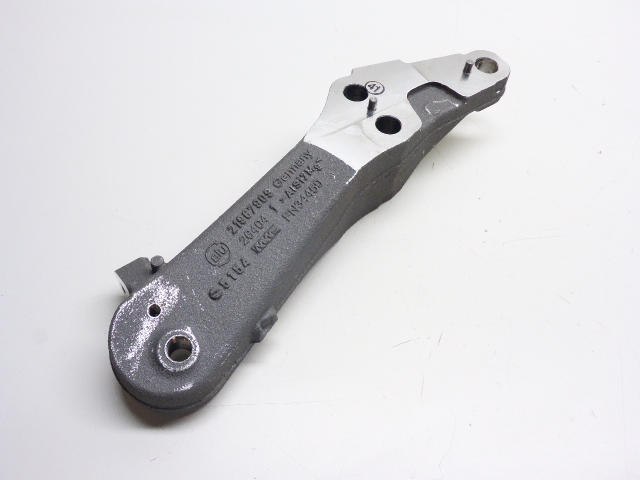 Soporte de motor, derecho