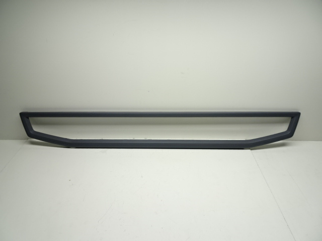 Tirm strip footboard, upper